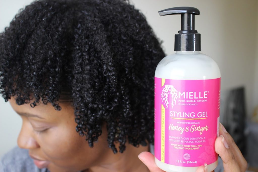 Mielle Organics Honey & Ginger Styling Gel for Enhanced Curl Definition and  Moisture Retaining with Aloe for Dry, Curly, Thick, and Frizzy Hair